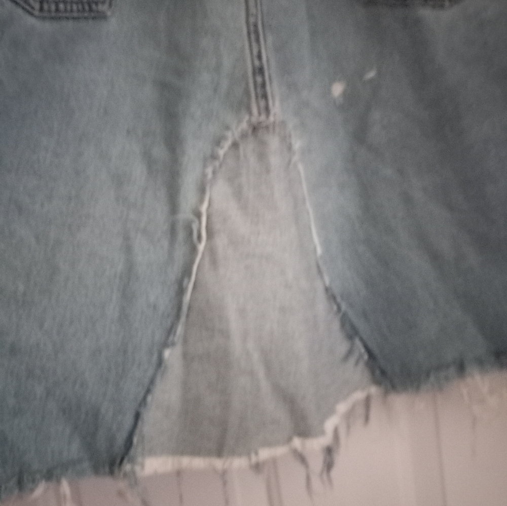 CUSTOM Levis Light Blue Denim Raw Hem Mini Skirt Womens sz 34 - Picture 5 of 8